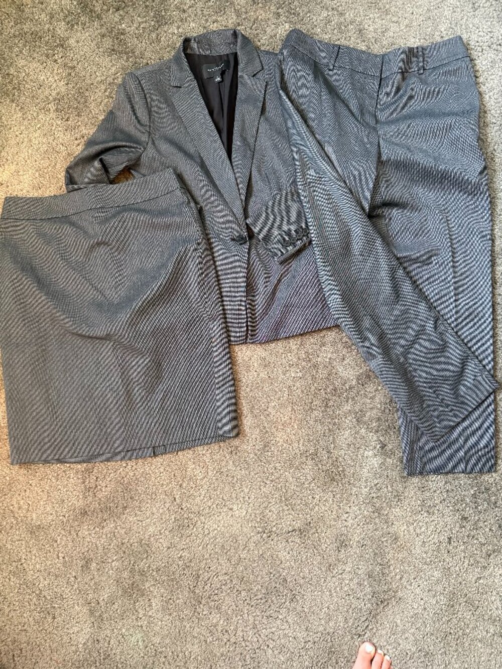 Ann Taylor Factory 3-Piece Matching Suit Set Blazer, Skirt, AND Pant SZ 8/10